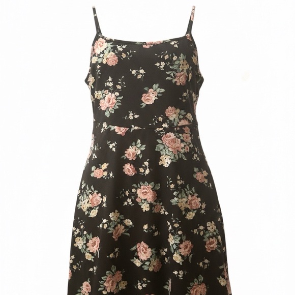 Floral Black and Pink women’s XL Dress by Ardene - Picture 8 of 8